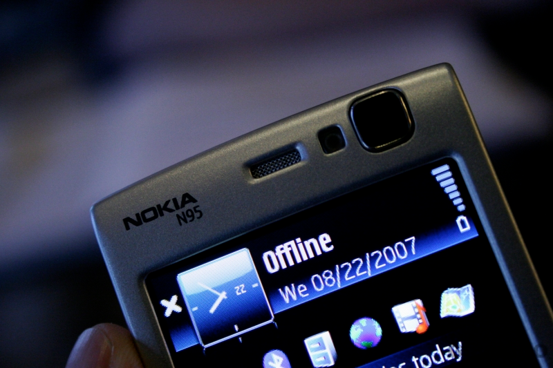 Illustration for article titled Hands On the Nokia N95i (The Black One) and the N95 US-Band Cellphone